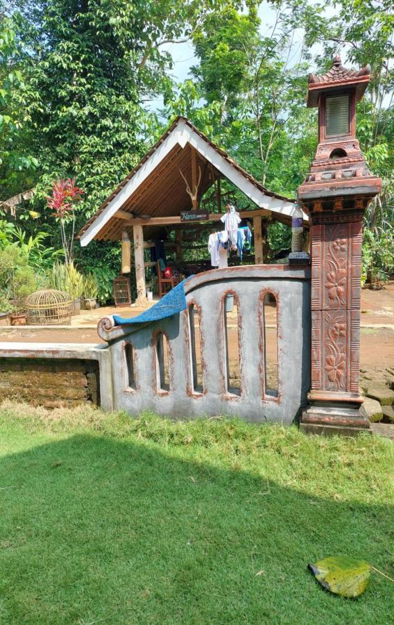 Nara Homestay Syariah Mangunan Exteriér fotografie