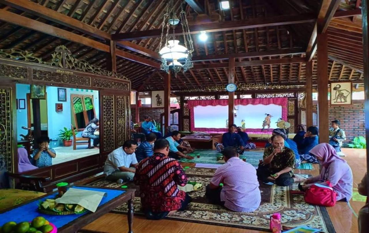 Nara Homestay Syariah Mangunan Exteriér fotografie